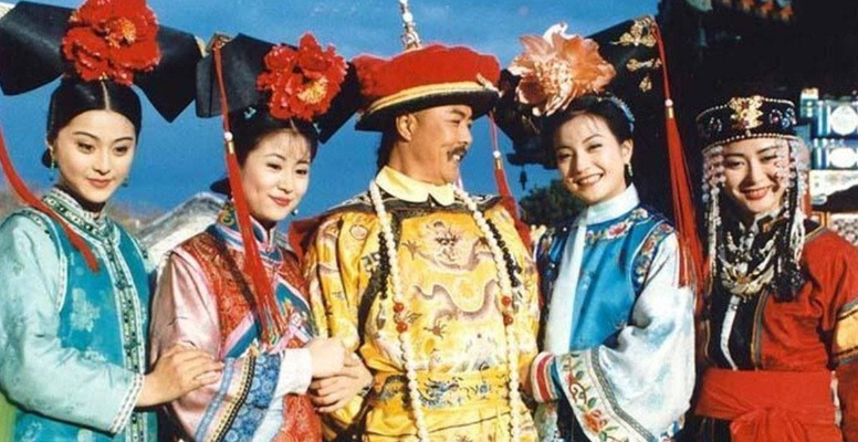 还珠格格黄化版特别篇：穿越时空的经典重现，故事更添神秘魅力