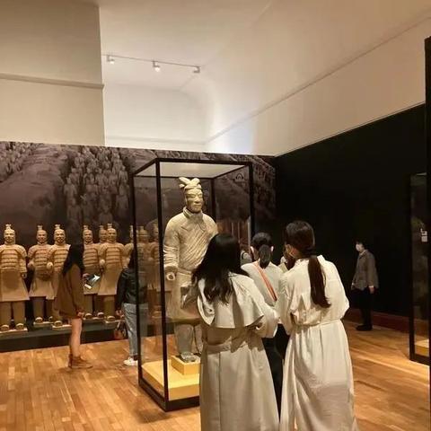 (西安兵马俑旅游攻略解说)西安兵马俑旅游攻略：发现中国古代震撼！