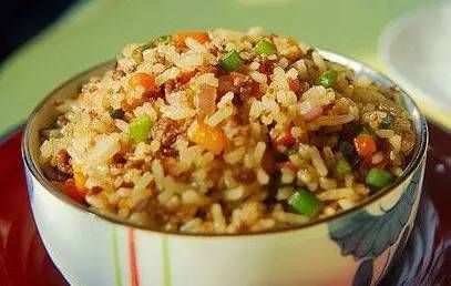 学会蹦蹦炒饭的制作方法，做出口感香醇、色香味俱全的美味佳肴