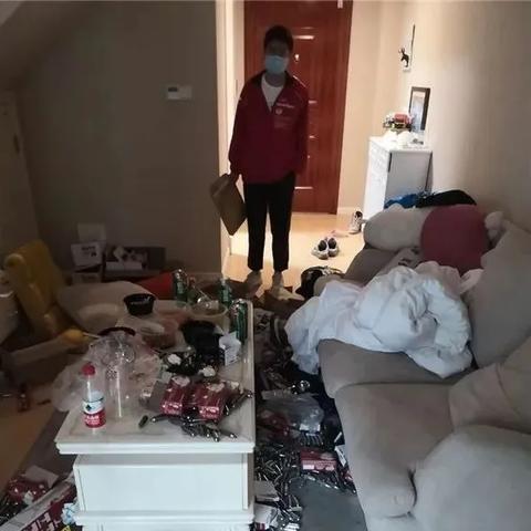 (手机自动一天赚500是真的吗?)手机自动一天赚500元是否违法？了解一下相关法律规定吧。
