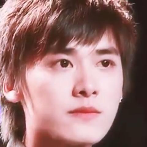 (璀璨星途通关)探索未来之路，璀璨星途官方下载免费领取！
