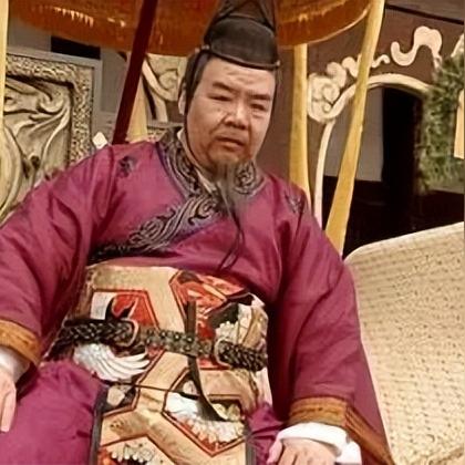 探寻身份的复杂性：揭示七个我的七个人格在生活、社交与创作中的独特影响与令人反思的角色演绎