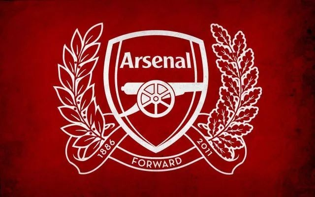 (阿森纳功勋)阿森纳战火英雄大阅兵：壮烈英雄归队，永载史册。