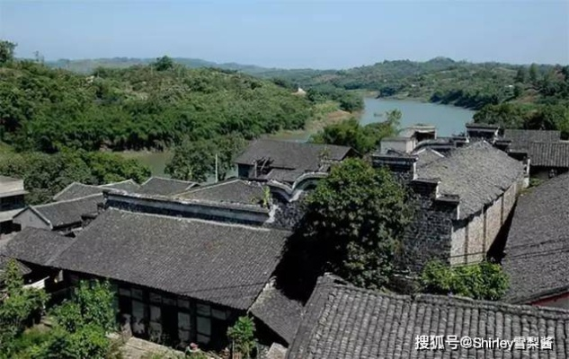 大侠落霞山庄：历经风雨，传说中的神秘庄园藏着怎样的故事与传奇？