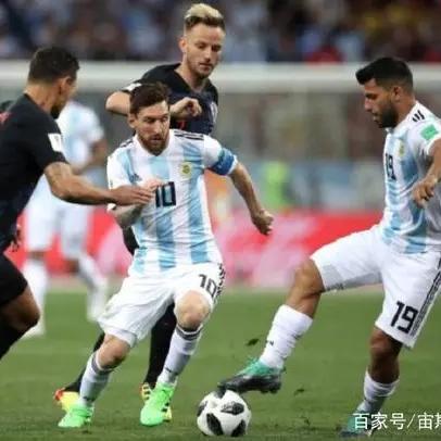 (曙光英雄人物介绍大全)曙光英雄人物:勇敢无畏的救世主与无私奉献的灵魂导师