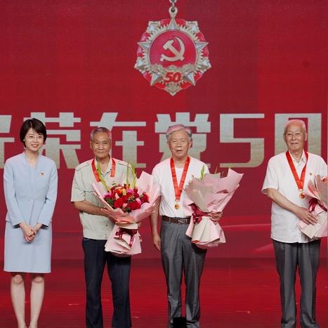 (探索未知宇宙,续写流浪地球2爱国情怀的故事)探索未知宇宙,续写流浪地球2爱国情怀 (探索未知宇宙,续写流浪地球2爱国情怀的故事)探索未知宇宙,续写流浪地球2爱国情怀