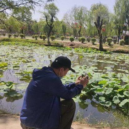 (爸爸和我钓鱼的作文)爱钓鱼的爸爸小荷作文:“我与爸爸共同享受湖边的乐趣” (爸爸和我钓鱼的作文)爱钓鱼的爸爸小荷作文:“我与爸爸共同享受湖边的乐趣”