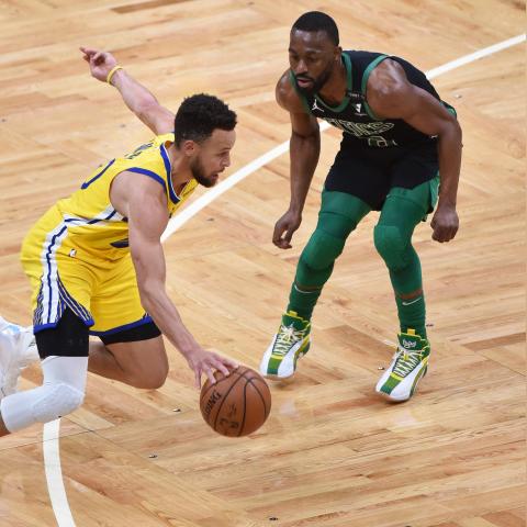 (勇士三巨头最高得分)勇士三位球员的罚球命中率均超过85%，创造历史新高